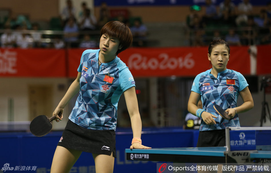 丁宁和刘诗雯谁去引发广泛争议