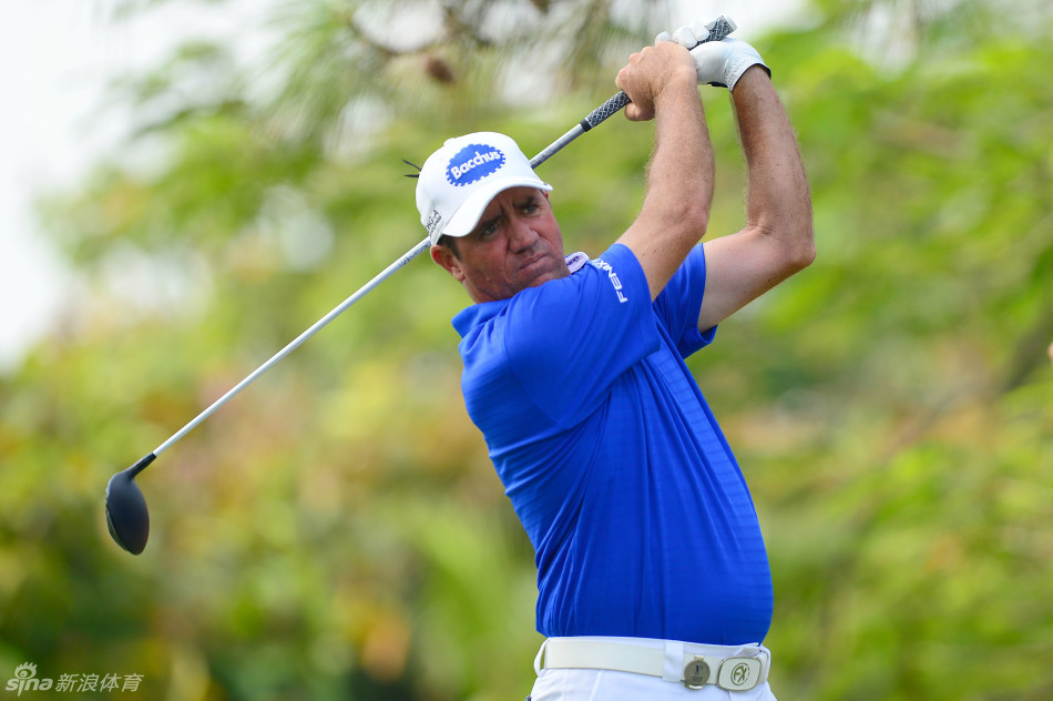 亨德距奖金王仅一步之遥