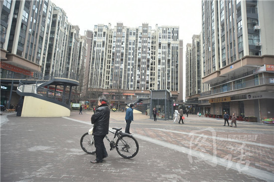 探访开放式小区：游乐设施所有人共享