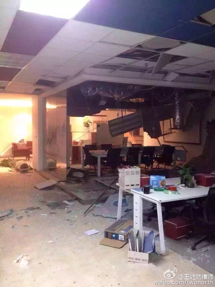 天津滨海新区深夜突发爆炸