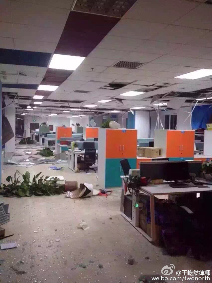 天津滨海新区深夜突发爆炸