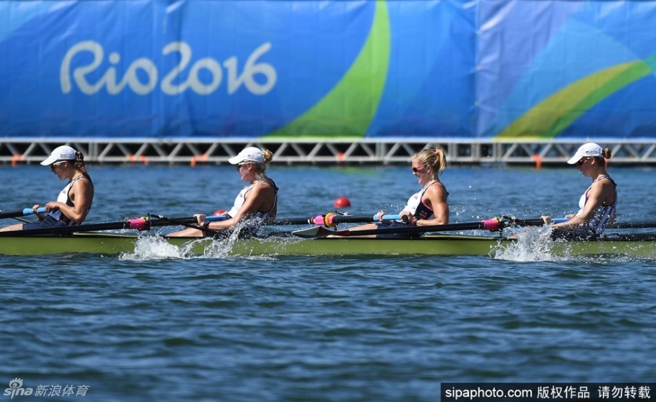 女子赛艇八人决赛，美国队获得金牌