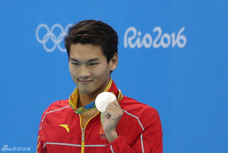 徐嘉余里约创纪录摘银