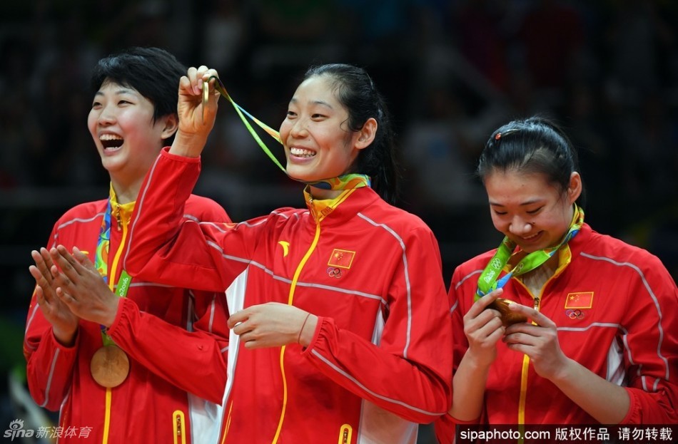 中国女排多次上演逆转好戏