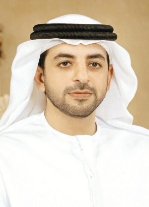 不到40岁的谢赫艾哈迈德是阿联酋总统谢赫哈利法的弟弟,在美国