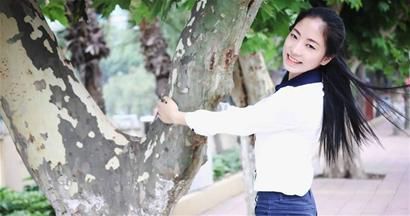 四川美女借200万尽孝