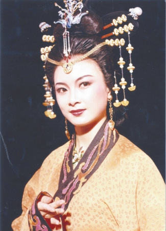 《狸猫换太子》有新唱法12月19日,越剧名角吴凤花将联手吴素英,陈飞