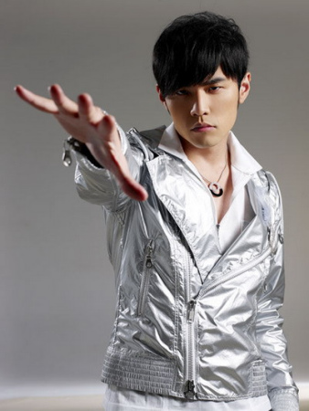 周杰伦个唱曲目参照网络点击率 将发第10张专辑_影音娱乐_新浪网