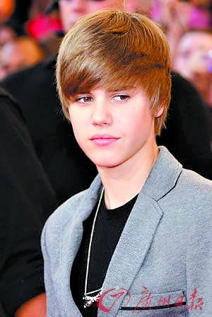 美国音乐奖提名16岁贾斯廷比伯获4项提名