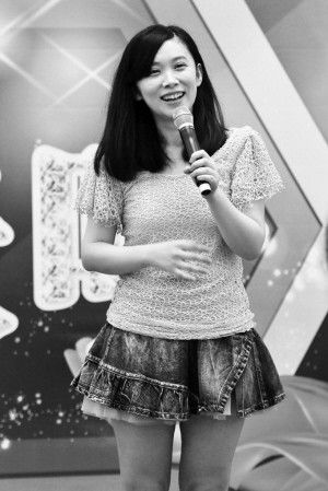 朱良城 摄《妈妈咪呀》上周末继续海选,刚当上妈妈的沪上主持人贝贝