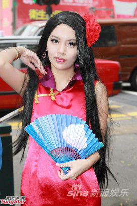 王璐瑶红色旗袍