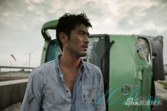 《101次求婚》高以翔花絮 为女神豁命战翻车