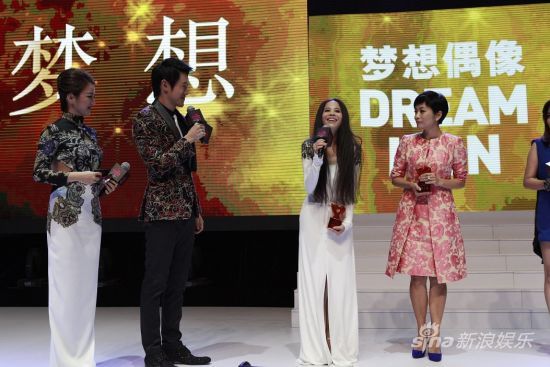 朱哲琴获奖 公布新歌《月出》即将面世|朱哲琴|新歌|新专辑_新浪娱乐_新浪网