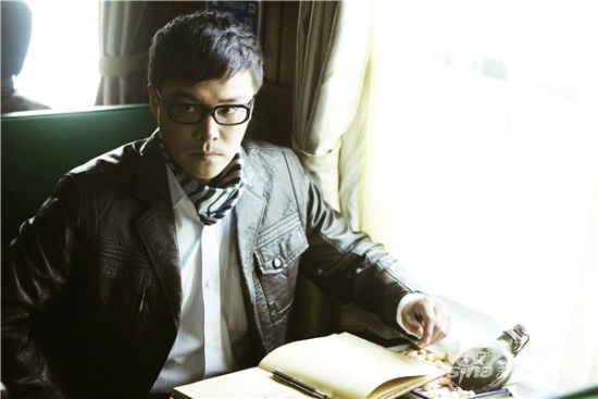 《战神》开播 陈思诚跑炸点险毁容