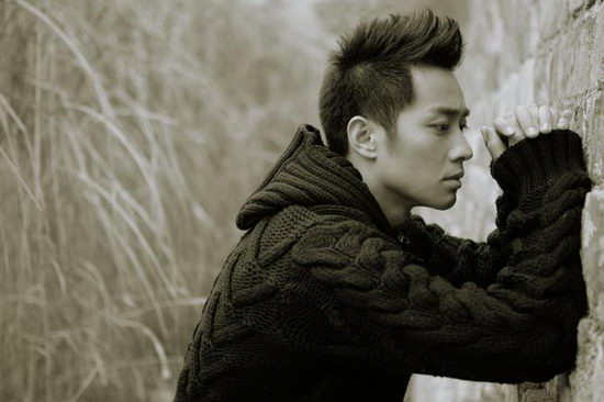 资料图片:演员王毅精彩写真(12)