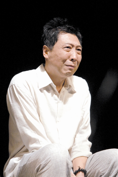 严肃戏剧首次票房火爆 《操场》炸响一声雷(图)