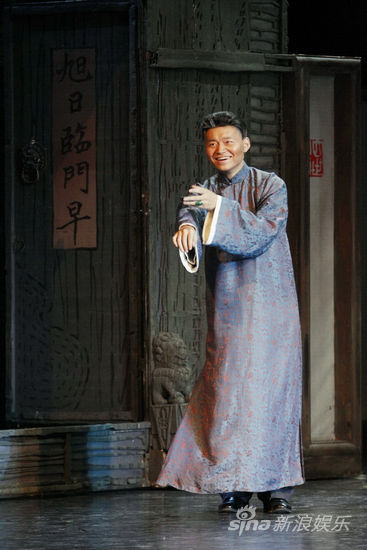 图文:国话志愿者亮相-冠晓荷