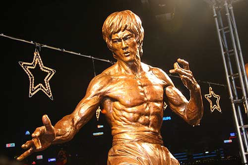 李小龙的国际影响力:各地李小龙纪念活动(图)