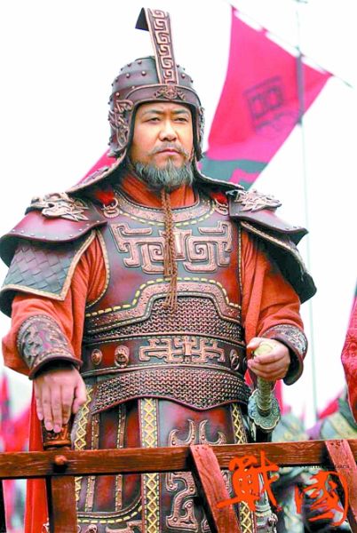 《关云长》中扮演曹操大河报讯(记者 王峰)《让子弹飞》的票房已过6