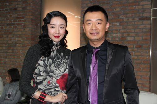 黄海波助阵《金陵十三钗》新书发布会(图)