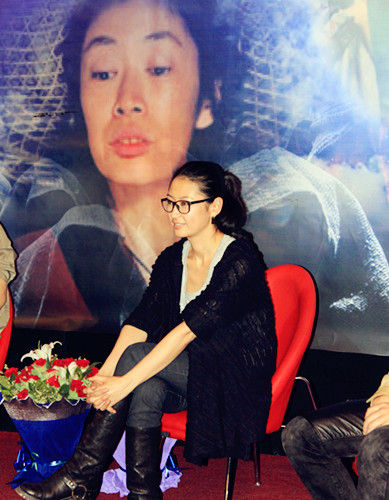 任达华(微博),梁静(微博),余男(微博),王迅等主演的电影《杀生》展开