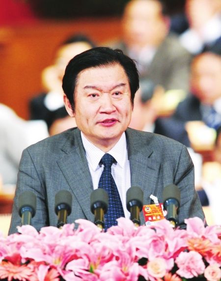 王兴东批百花奖:取消编剧奖背叛历史