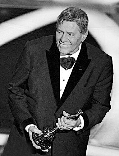 失意5次一朝如愿 温斯莱特终于封后