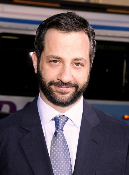 报道,环球影业与《滑稽人物》(funny people)的导演贾德-阿帕图(judd