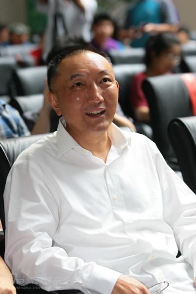 新闻发布会,韩三平,周星驰和执导过麦兜系列电影的导演袁建滔宣布携手