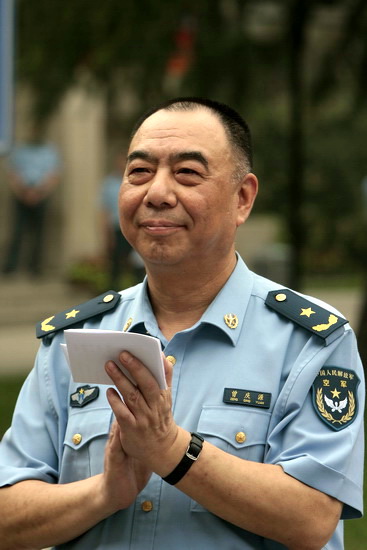 李伟强空军少将 后勤图片