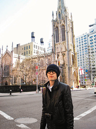 方大同8位数代言休闲服 纽约拍广告有艳遇(图)