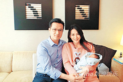 诸葛紫岐和老公薛嘉麟的爱情结晶品"冰岐麟"出世.