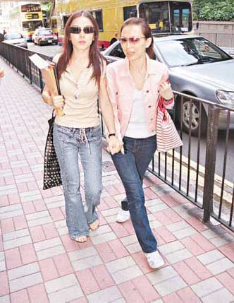 陈秀雯发声明,说妹妹陈加玲(左)近日的连串宣传行动是博宣传.