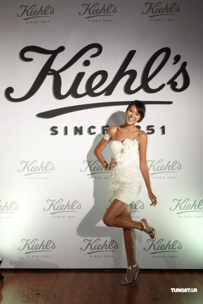 组图名模林又立akemi新品发布会分享美白秘诀