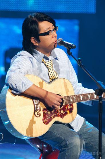 袁惟仁《绝对唱响》教选手如何自我保护(图)