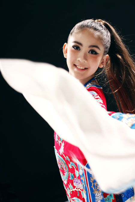 米蒂的视频日记开播 记录混血美女的幕后生活