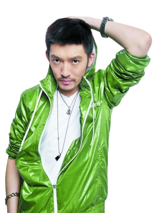 专访张博:演绎三个帝王的80后(图)_影音娱乐_新浪网