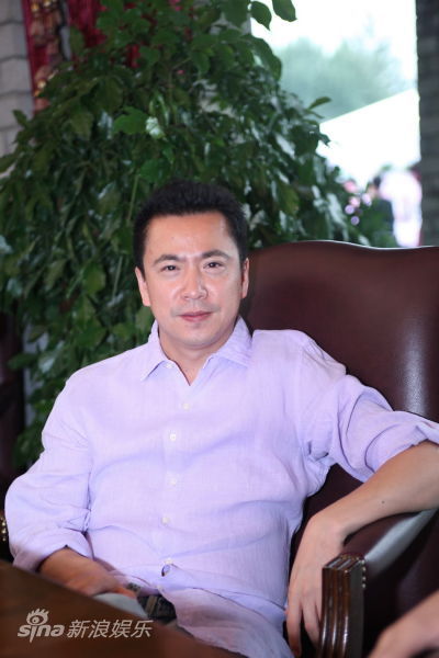北京举行,圈中好友齐聚一堂,成龙(微博),冯小刚(微博),王中军,王中磊