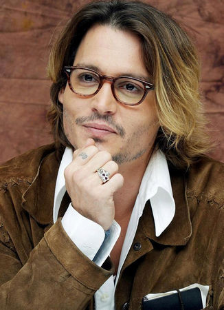 强尼戴普爱情长跑12年享受恋爱不结婚图