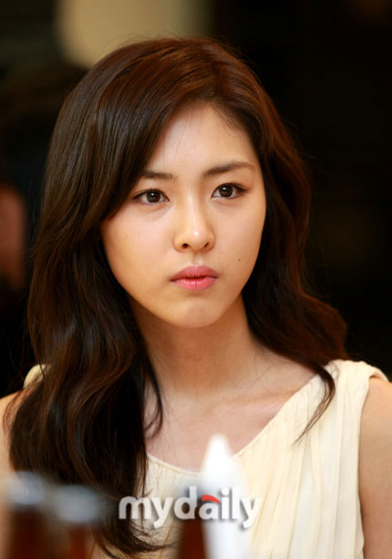 图文黄金摄影奖颁奖礼李妍熙面容精致