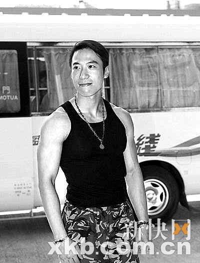 2008香港先生选举复试 选手猛秀健硕肌肉(附图)