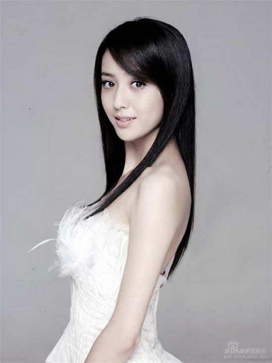 佟丽娅新戏开机初尝走红滋味忙奔波附图