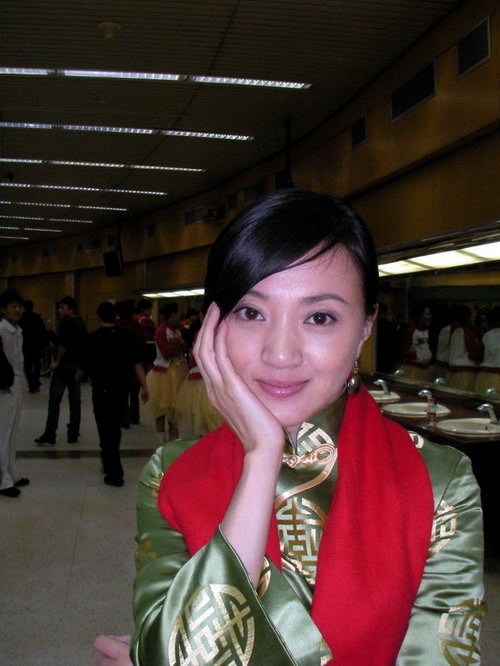 金玉婷:春晚不知道谁上谁下 有信心再拿奖(图)