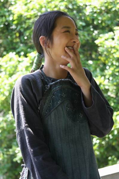 李依晓在《南下》中扮演玉秀新浪娱乐讯 由杜淳,李小冉,印小天,李依晓