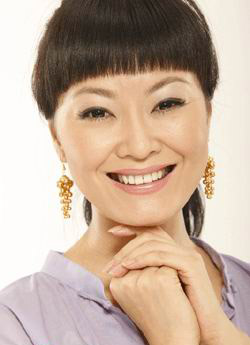 央视交换空间主持人王小骞出书谈家居