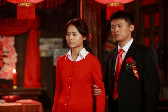在广大观众翘首期盼了一年后,《中国家庭》第二部《母爱》于12月25日