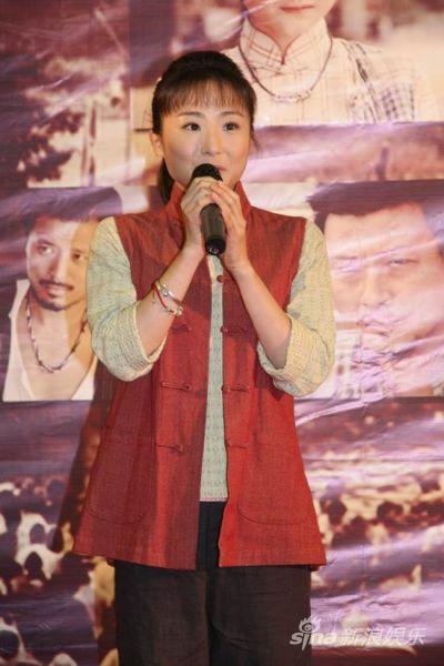 张智霖主演蛙女杀青桑雪首次触电紧张发抖