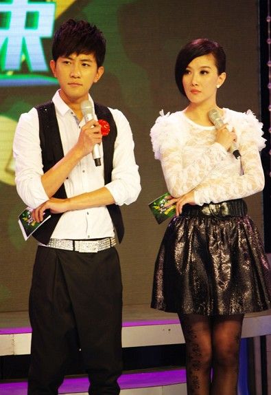 大左转投青海卫视 与陈怡主持情感节目受好评