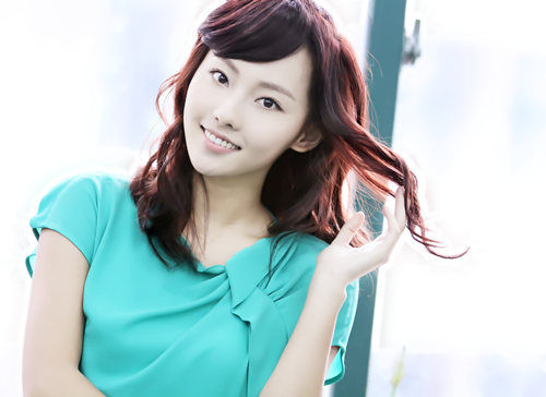 九夜茴《花开半夏》热拍 张嘉倪演绎黑道千金