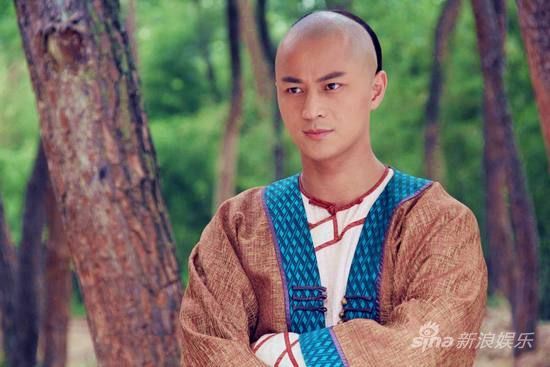 赵本山,林江国(微博),李晟等众多实力演员联袂主演的搞笑古装剧《怪侠